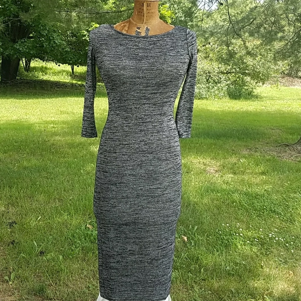 F21 3/4 Sleeve Bodycon Midi Dress